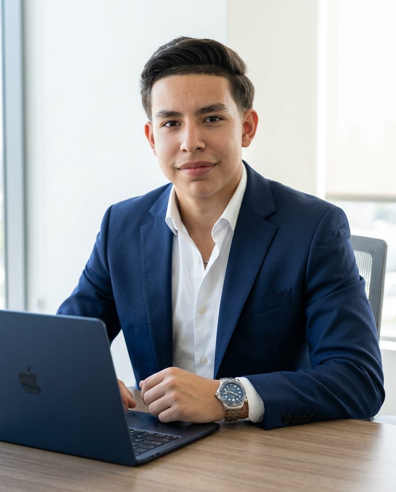 Amine Aaraar, founder of Vela Studio
